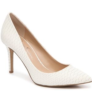 Jessica Simpson White Laenie Pump